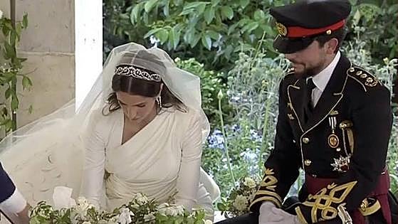 El famoseo se reparte en un maratón de bodas durante el fin de semana