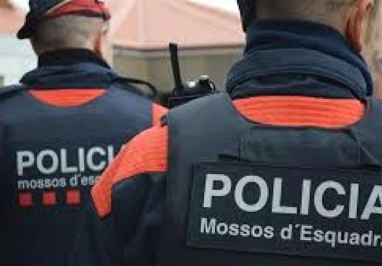 Investigan una nueva agresión sexual grupal a una menor en Badalona