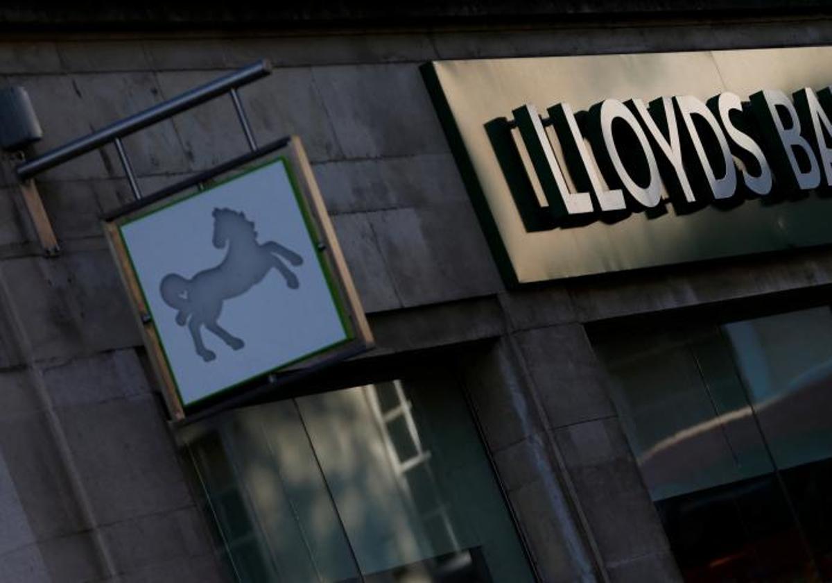 Una sucursal del banco Lloyds, en el centro de Londres.