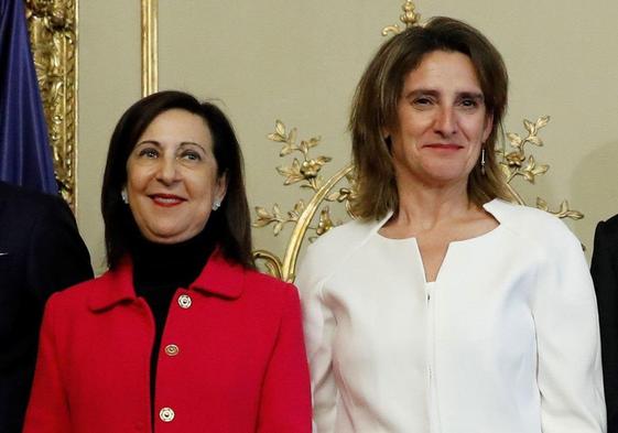 Margarita Robles y Teresa Ribera.