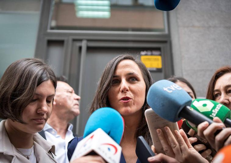 Díaz y Podemos se asoman al divorcio con la negociación encallada en el veto a Montero