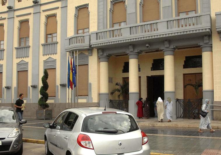 La Policía registra la Asamblea de Melilla por la trama de compra de votos