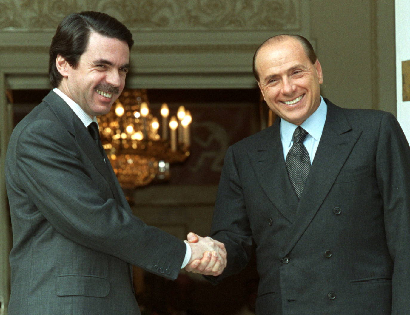 En una visita a La Moncloa durante la presidencia de José María Aznar, en 2001.