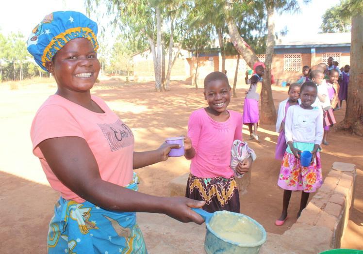 Imagen principal - La ONG británica Mary&#039;s Meals, Premio Princesa de Asturias de la Concordia