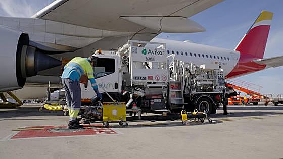 La instalación de 30 plantas de biocombustible para aviones generaría 270.000 empleos en la España rural
