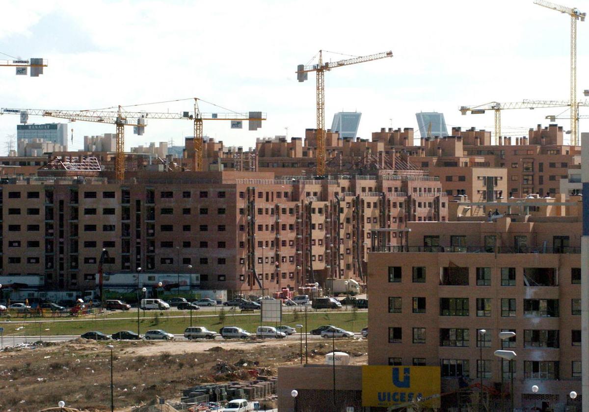 Construcción de viviendas en Madrid.