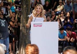 Yolanda Díaz durante el acto de Sumar en el barrio de Orcasitas (Madrid).