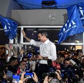 Mitsotakis se garantiza la reelección en Grecia al lograr la mayoría absoluta