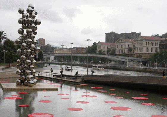 La artista Yayoi Kusama