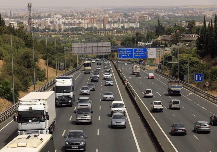 Arranca la Operación Salida del verano: toda la información sobre atascos y retenciones, en directo