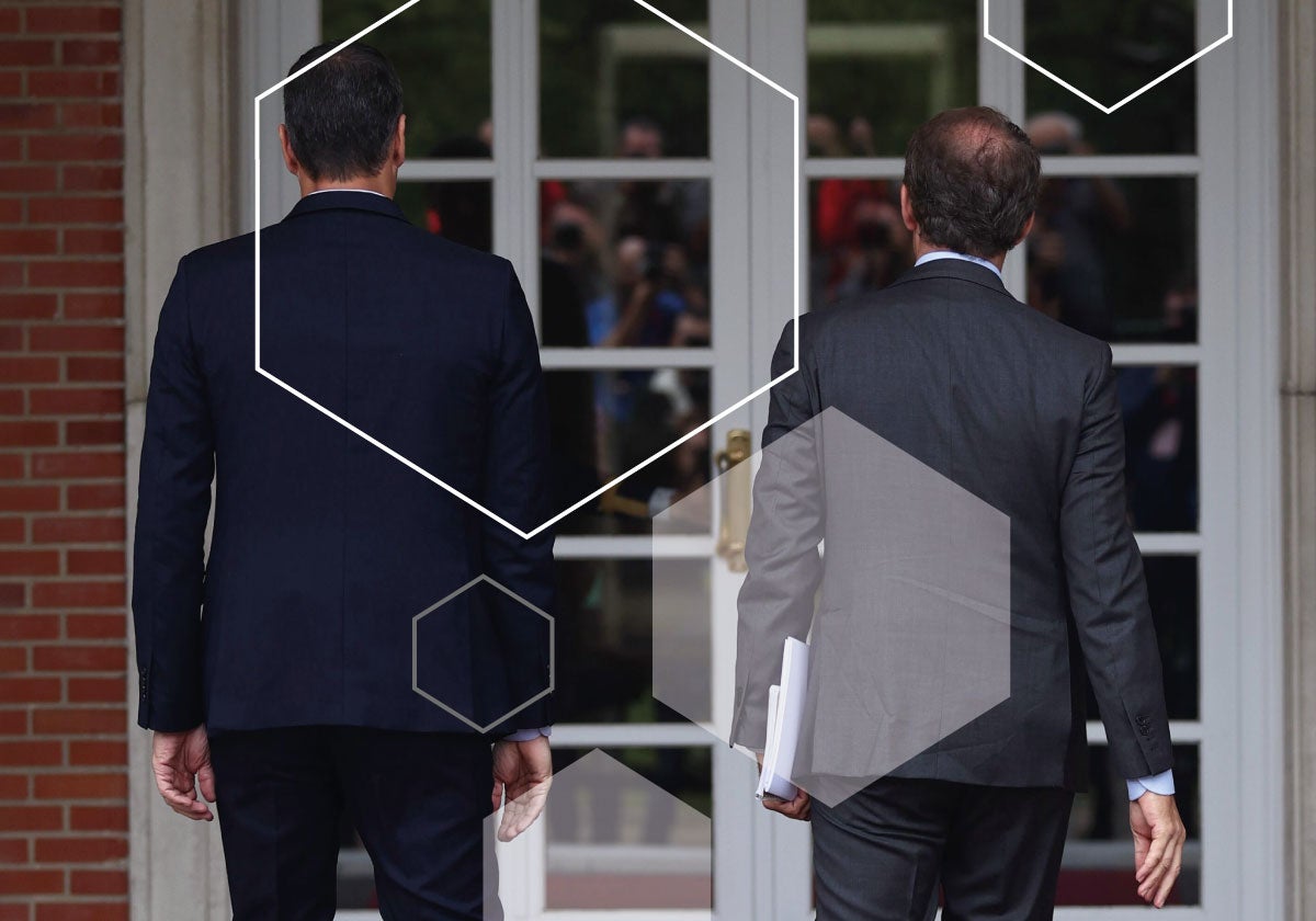 Sánchez y Feijóo, durante una reunión en la Moncloa.