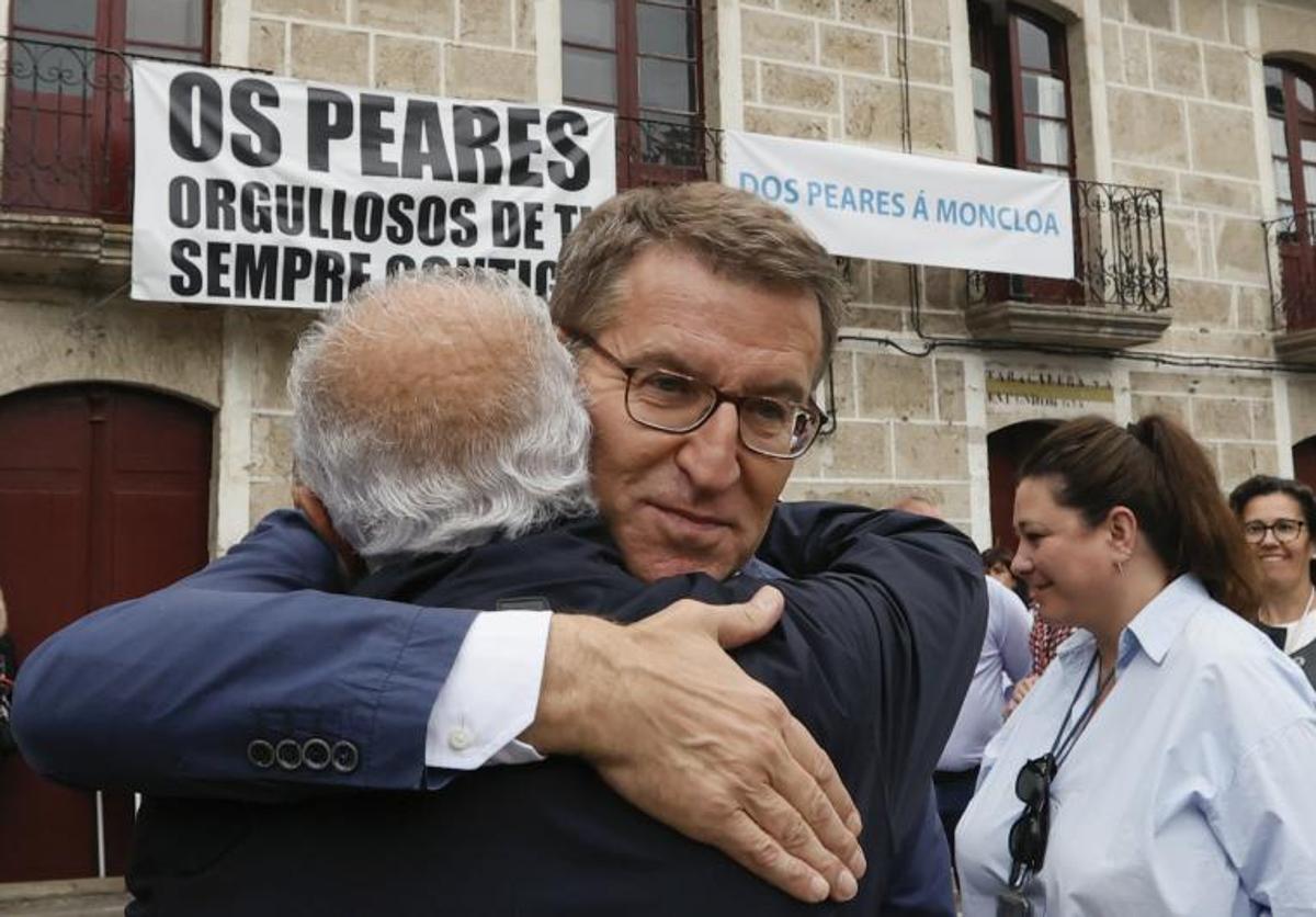 Feijóo visita su pueblo natal, Os Peares (Ourense).