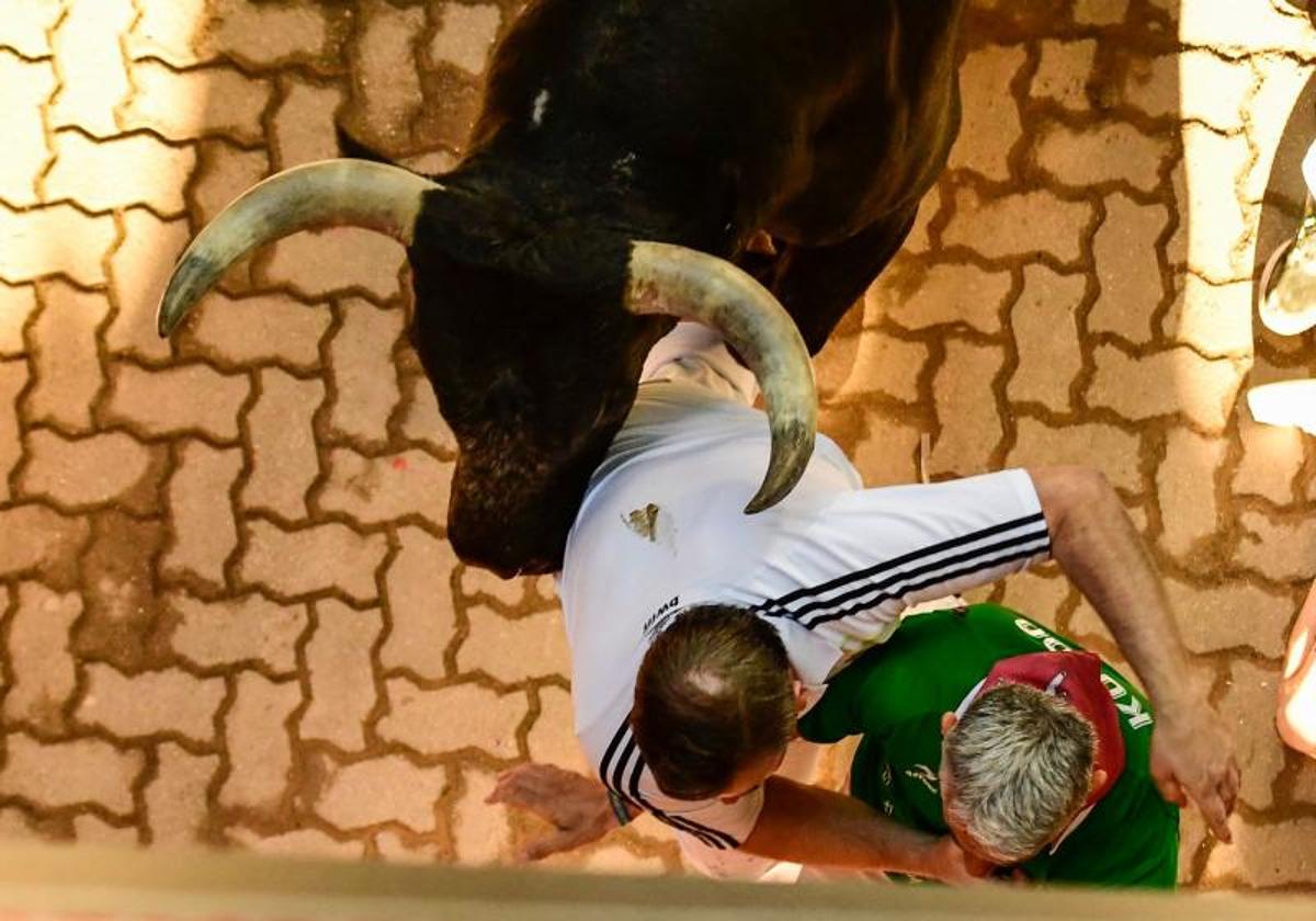 Imagen del octavo encierro de San Fermín.