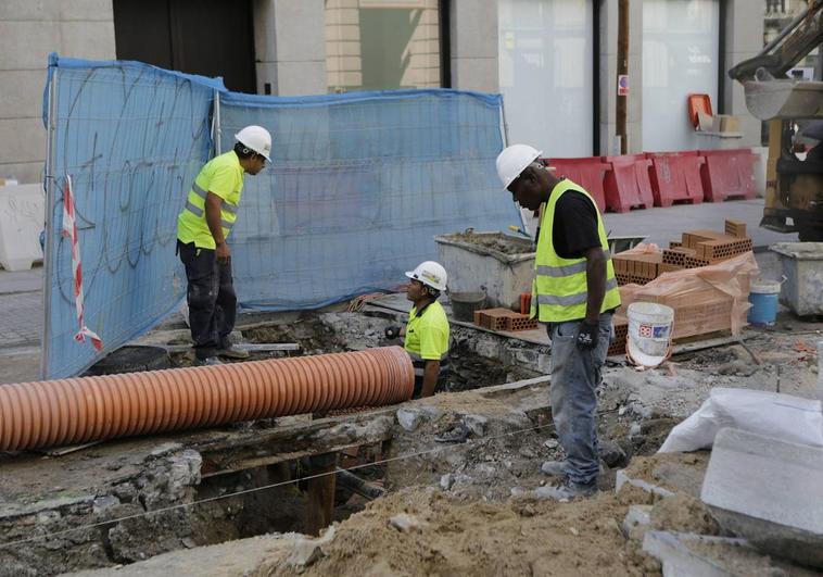 La construcción podrá contratar extranjeros, pero solo para cubrir perfiles muy concretos