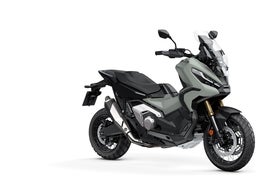 Nueva y exclusiva X-ADV