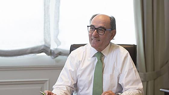 Iberdrola mejora su beneficio a 2.521 millones por el impulso de sus inversiones