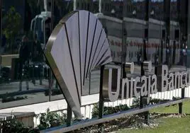 Imagen de la sede de Unicaja Banco en Málaga.