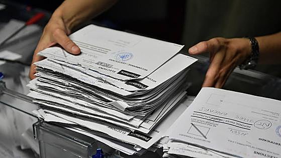 El PSOE se lanza a una última batalla para intentar recuperar el escaño 16 del PP por Madrid