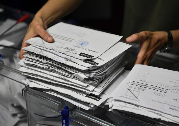 El PSOE se lanza a una última batalla para intentar recuperar el escaño 16 del PP por Madrid