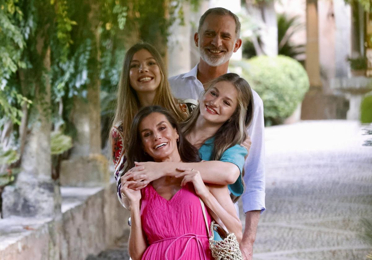 La Familia Real elige los jardines de Alfabia.