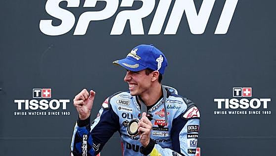Cara y cruz para los Márquez en Silverstone