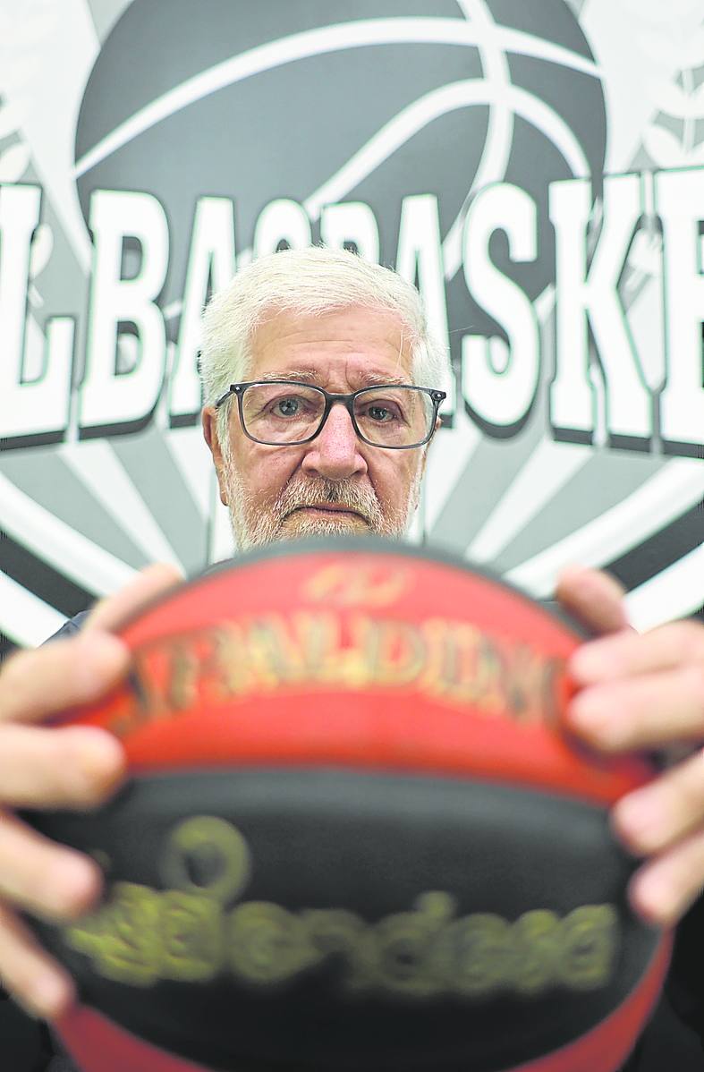 Rafael Muñoz 'Txipi': «Los jugadores son como mis hijos»