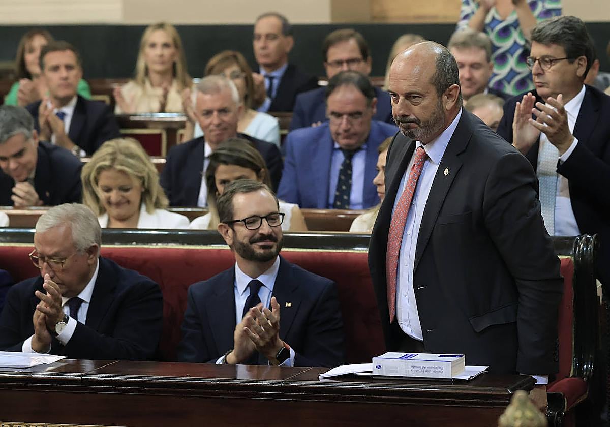 El popular Pedro Rollán presidirá un Senado que intentará hacer de contrapeso al Gobierno