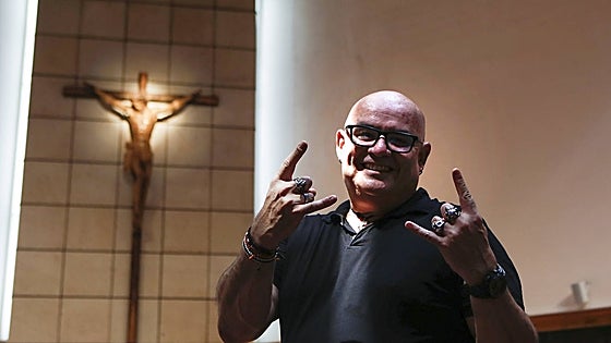 «El heavy me salvó la vida»