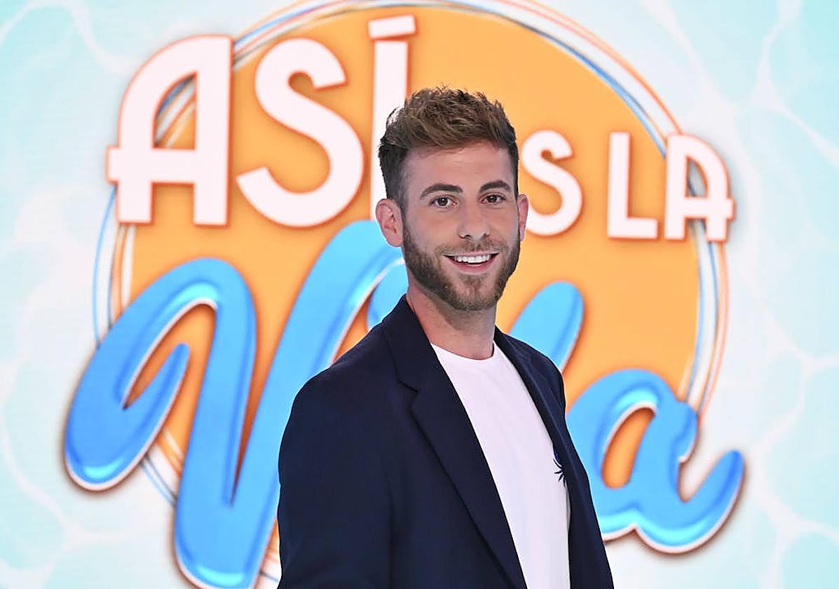 César Muñoz, copresentador de 'Así es la vida' en Telecinco durante el verano.