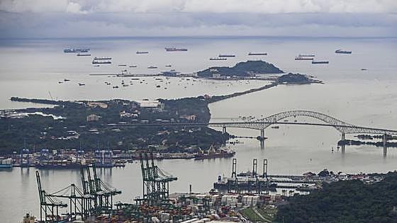 La sequía bloquea a más de 130 barcos en Panamá por la falta de agua en el canal