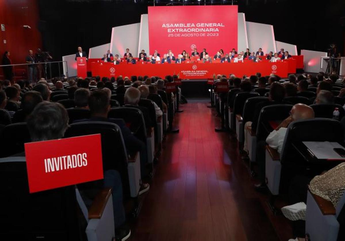 Asamblea General Extraordinaria de la FEF celebrada este viernes.