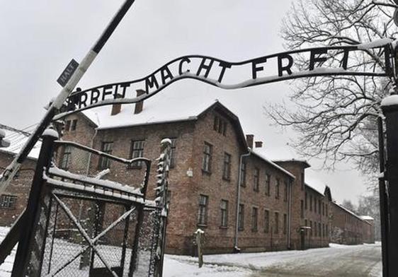 Un cucurucho en Auschwitz