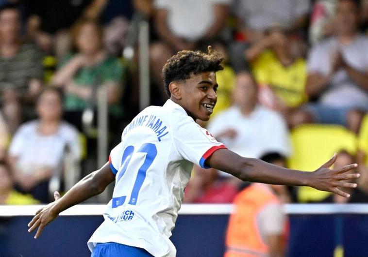 Lamine Yamal celebra un gol con el Barça.