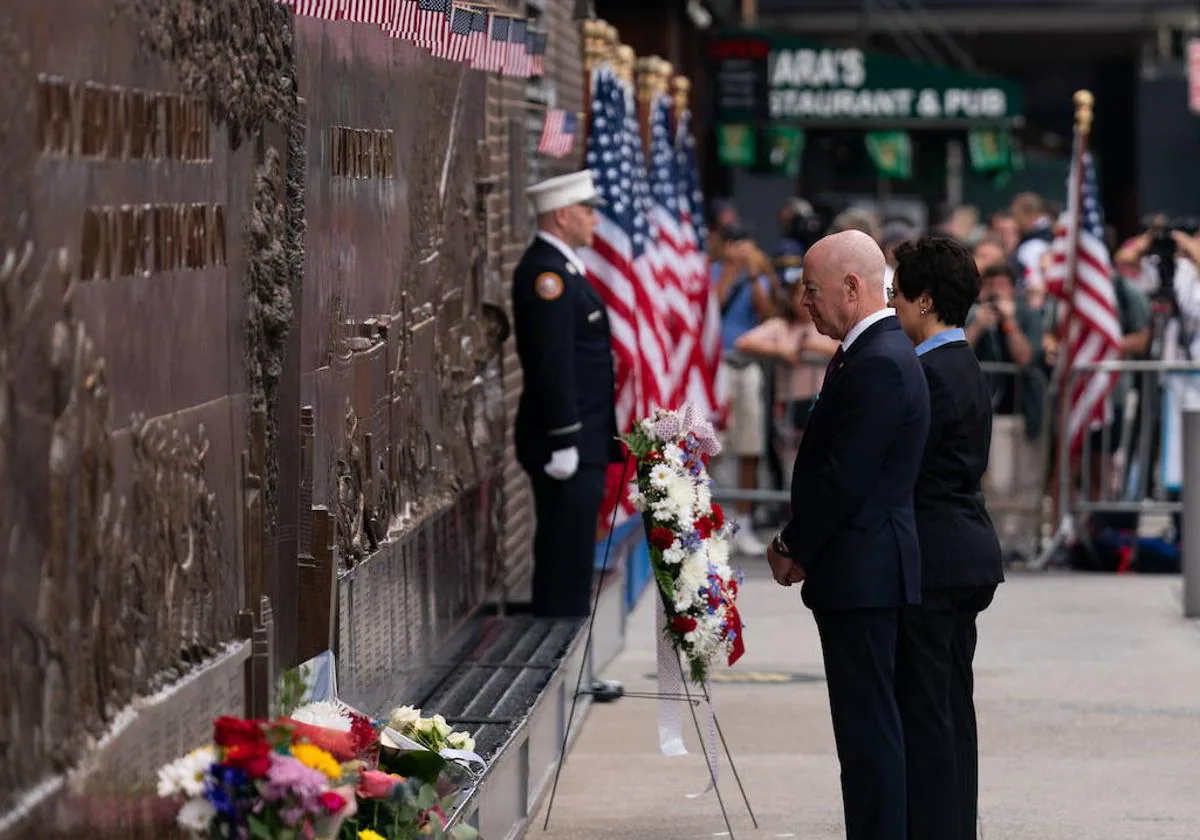 El secretario de Seguridad Nacional de Estados Unidos, Alejandro Mayorkas, asiste al Memorial del 11 de Septiembre en Nueva York