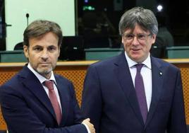 Jaume Asens y Carles Puigdemont durante la reunión de este con Yolanda Díaz el 4 de septiembre en Bruselas.