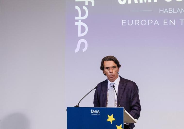 El Gobierno tilda de «golpista» a Aznar por llamar a rebelarse en la calle contra la amnistía