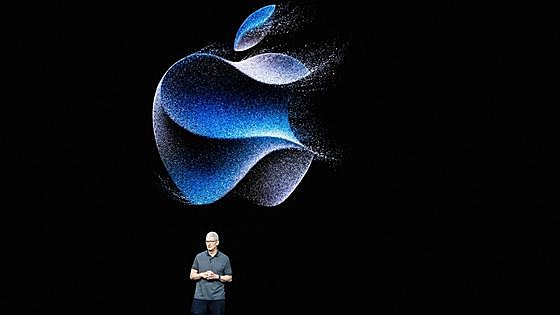 Así son los nuevos iPhone 15 de Apple: cargador USB-C, nuevas cámaras y titanio