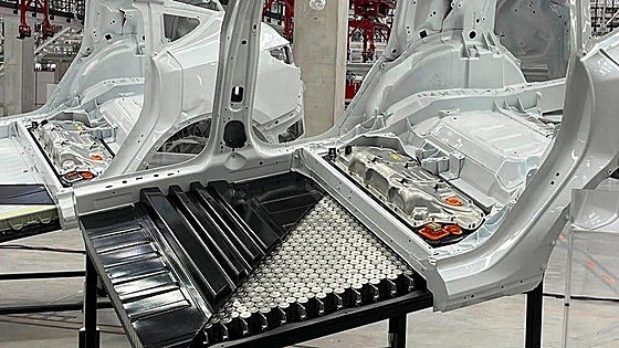Un solo fabricante chino producirá más baterías en 2025 que todos los europeos juntos