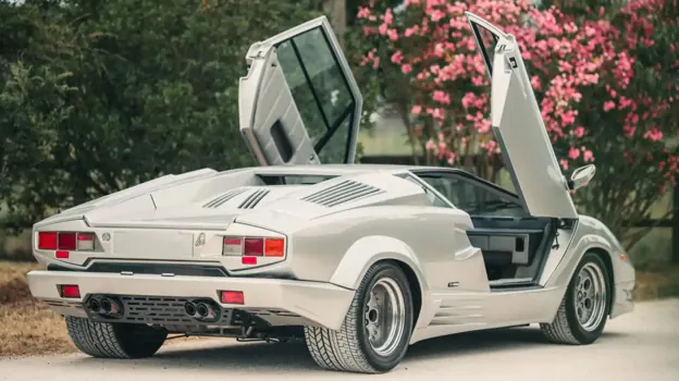 Lamborghini Countach edición 25 aniversario