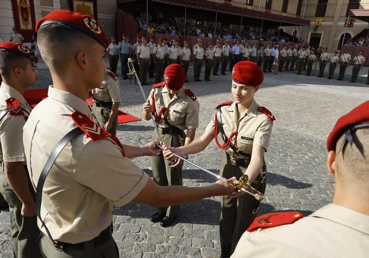 Leonor de Borbón en el acto de este martes en la Academia General Militar de Zaragoza.