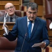 450 pinganillos para que los diputados entiendan hoy las intervenciones en euskera, catalán y gallego