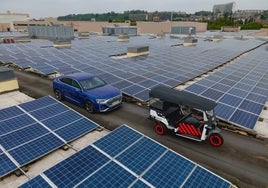 Placas solares en la planta de Audi