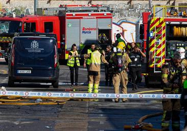 La policía busca en redes sociales pistas sobre el origen del incendio de Murcia