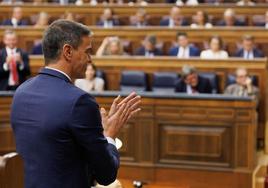 El presidente del Gobierno en funciones, Pedro Sánchez durante la segunda votación de la investidura del líder de Feijóo