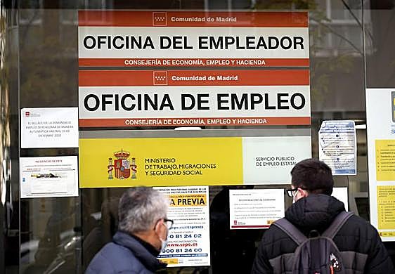 El Supremo corrige al SEPE y avala cobrar simultáneamente el paro y la indemnización por despido