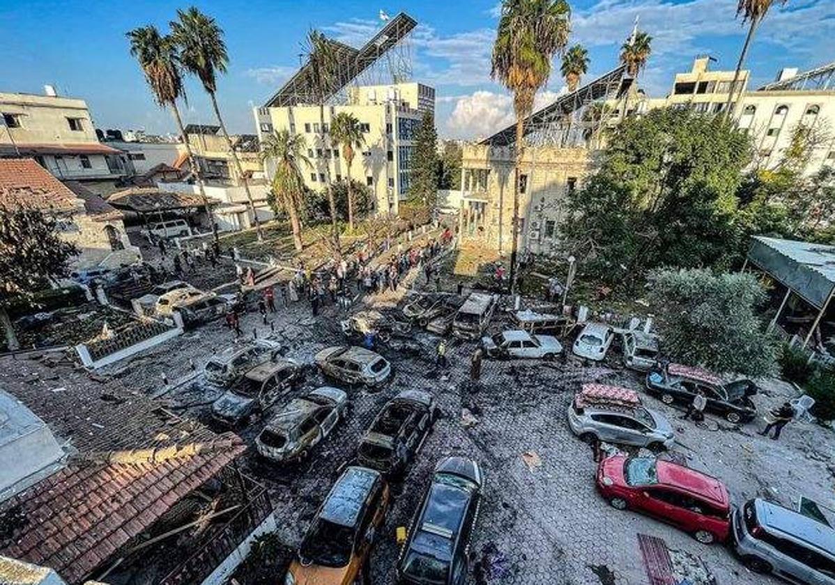 Imagen del exterior del hospital atacado el martes.