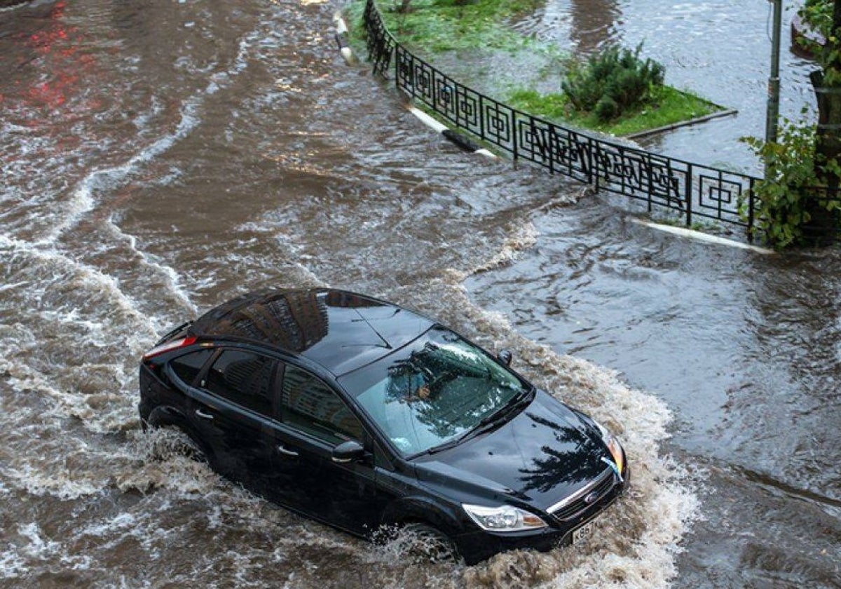 Cuidado con las riadas cuando vas en coche