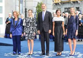 Todos los 'looks' de la Reina en los Premios Princesa de Asturias