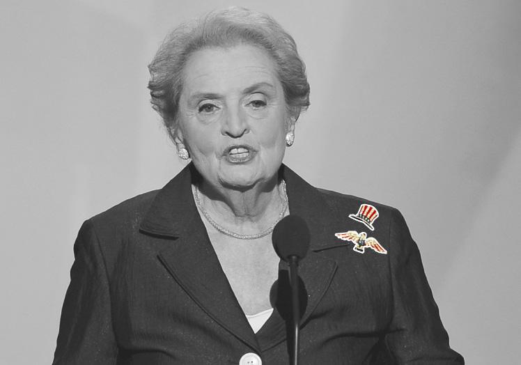 Madeleine Albright hizo de sus broches una seña de identidad.