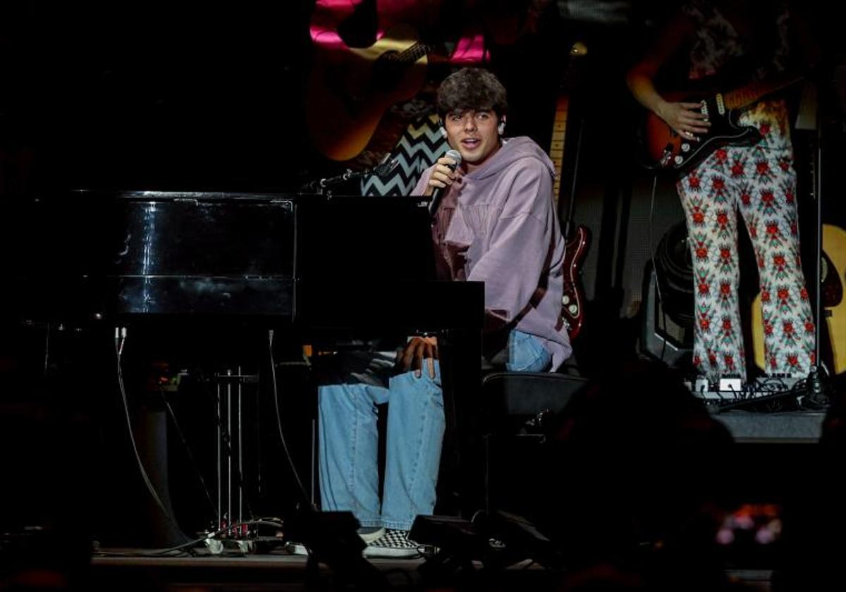 Iñigo Quintero, durante un concierto solidario reciente contra el cáncer de mama